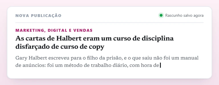 O compositor com um texto sendo escrito neste instante: frase interrompida, cursor aceso e rascunho salvo agora